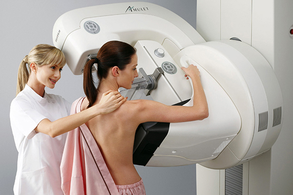 Mamografi Nedir? Kimler Mamografi Çektirmelidir?